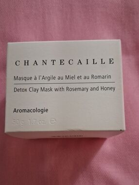 Chantecaille Detox Clay Mask with Rosemary and Honey - White Box